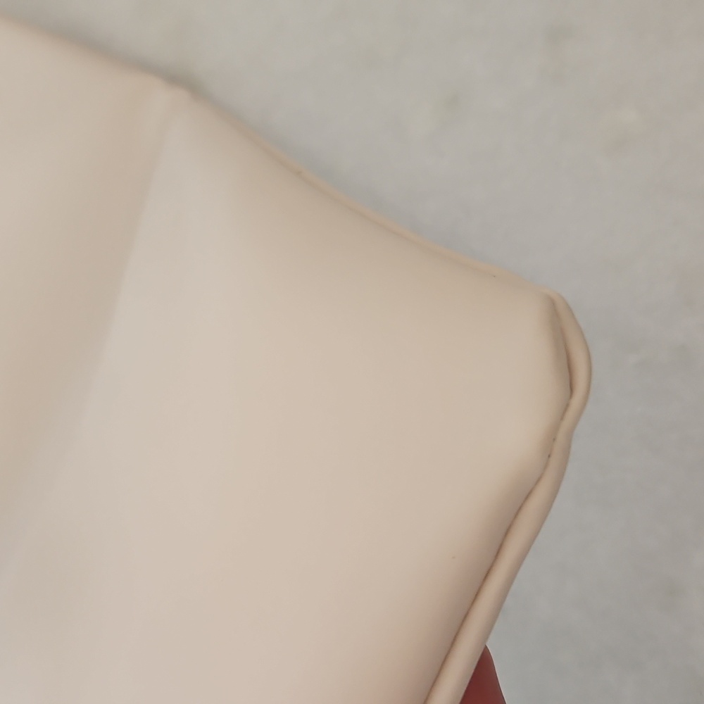 Dior Cream Cosmetic/ Clutch Bag - Picture 9 of 11